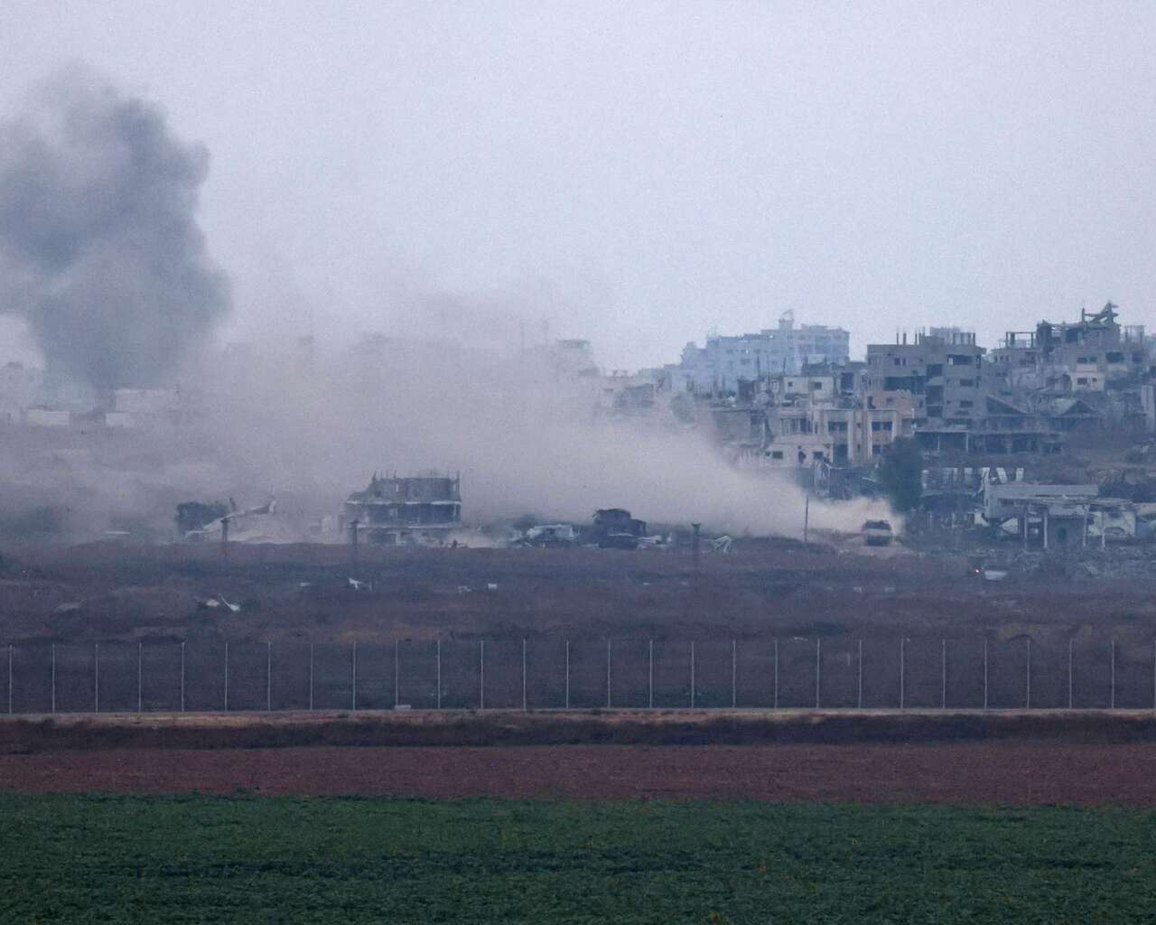 Israeli Forces Open Fire Again Near Aid Points—Dozens Killed - SFG Media